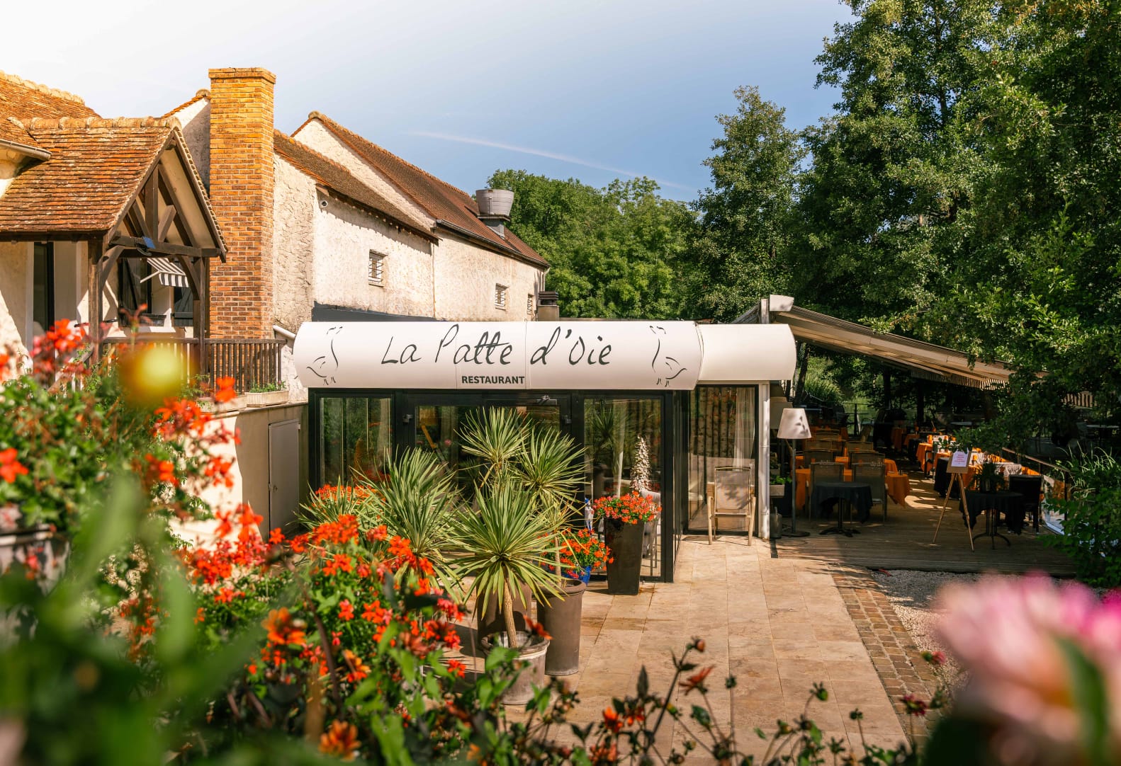 Restaurant La Patte d'Oie près de Bubble Home